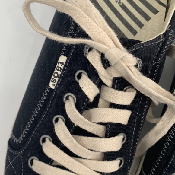 Taos Star Black Sneakers Size 10 - Picture 3 of 7